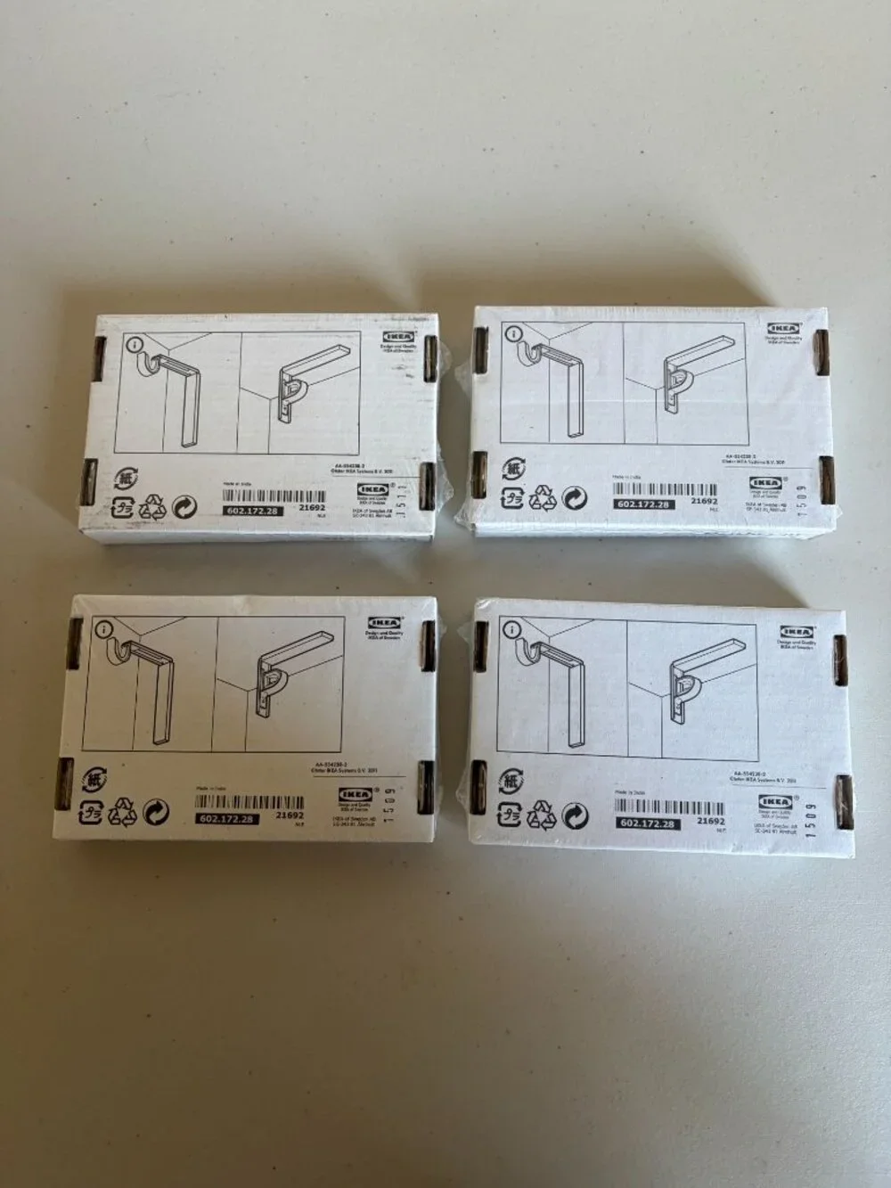 NEW IKEA BETYDLIG Curtain Rod Mounts Holder Set of 4 Black 602.172.28